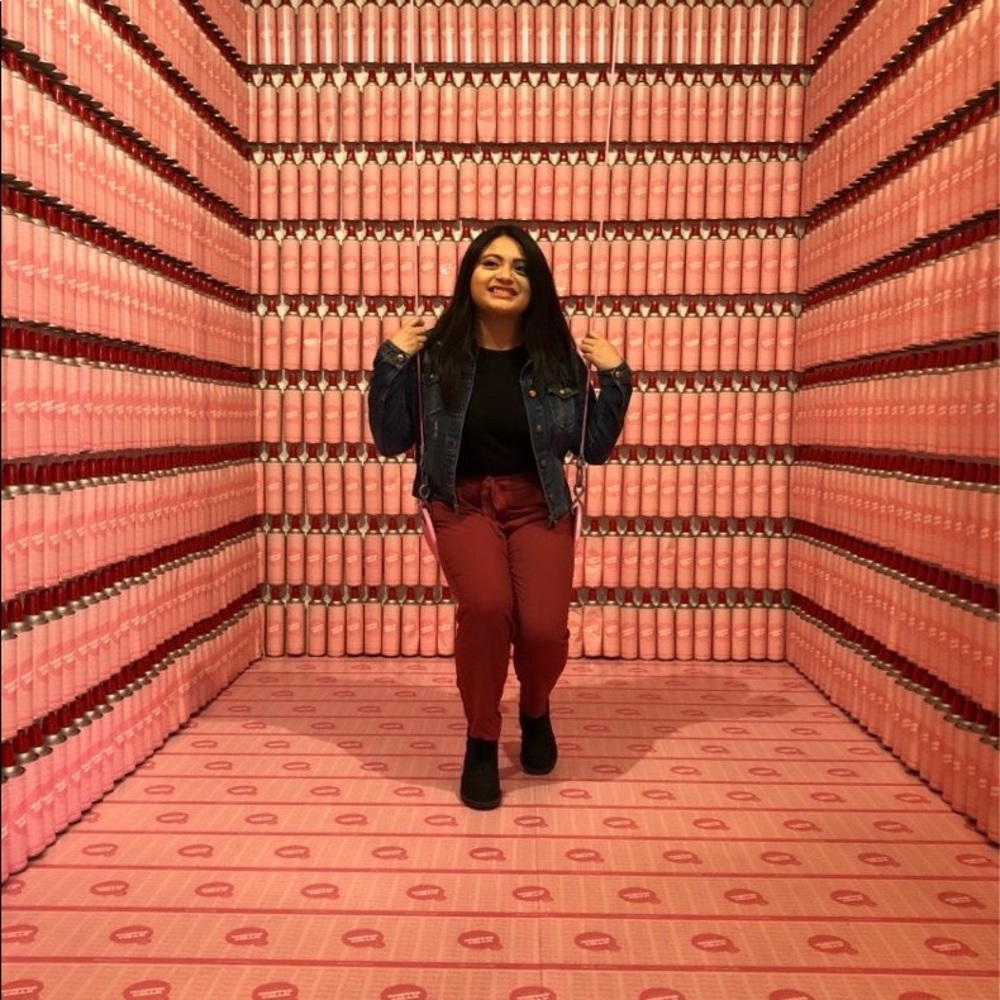 Meet your Posher, Angelica